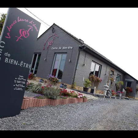 La Douce Heure D'Ame Love hotel Cognelee